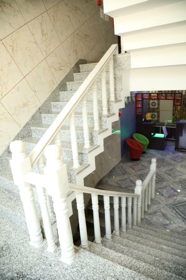 Hotel New Seasons Kālka Εξωτερικό φωτογραφία